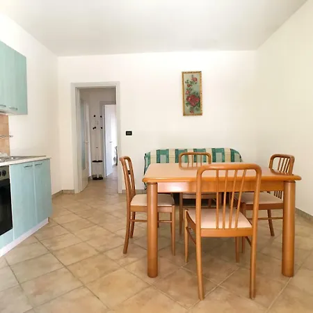 Bilocale Maia In Con Giardino Apartament